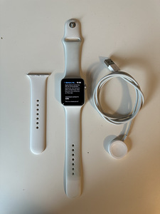 Apple watch 3 42mm (1 foto / 7)