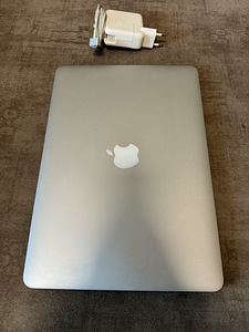 MacBook Air (13-inch, Early 2015) RUS / INT keyboard (5 foto / 6)