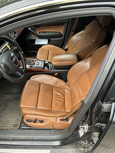 Audi A6 C6 AVANT 3.0D 165KW (8 foto / 14)