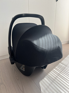 Maxi Cosi turvahäll CabrioFix i-size, uueväärne! Ülikerge! (4 foto / 6)