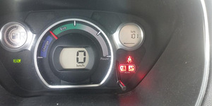 Mitsubishi Imiev (8 foto / 8)