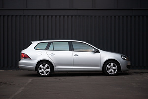 Volkswagen Golf 1.4 90kW (5 foto / 12)