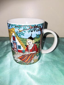 Kolkektsiooni tee-kohviruusid portselaanist 350-200 ml (2 foto / 7)