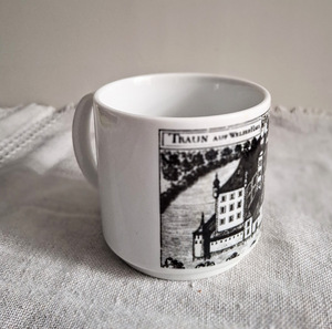 Kolkektsiooni tee-kohviruusid portselaanist 350-200 ml (6 foto / 7)