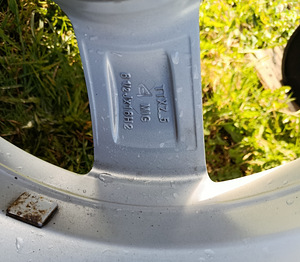 Volkswagen, Audi, Škoda, MB 16 tolli valuveljed koos rehvide (4 foto / 7)