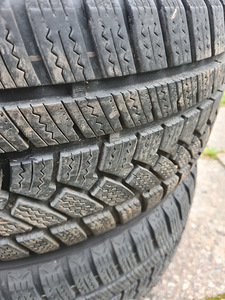 225/45R17 94H telverehvid (2 foto / 4)
