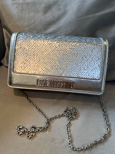 LOVE MOSCHINO СУМКА ОРИГИНАЛ (4 фото из 4)