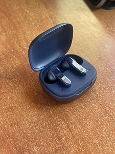 Наушники Jbl (2 фото из 2)