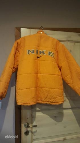 Куртка Nike в стиле ретро (фото #1)