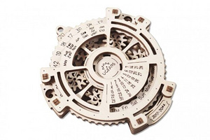 Ugears Kalender konstruktor (2 foto / 3)