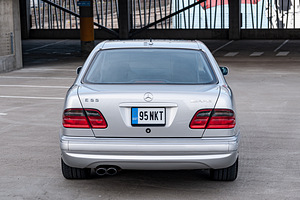 Mercedes-Benz E 55 AMG (6 foto / 15)