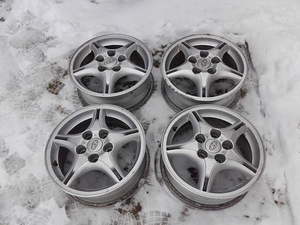 5 X114,3 15" HYUNDAI TRAJET. MAZDA, HONDA (1 foto / 5)