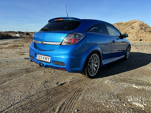 Opel Astra OPC (6 фото из 6)