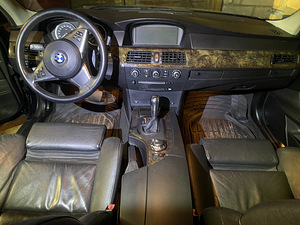BMW 545i 4.4 245kv. (4 foto / 6)