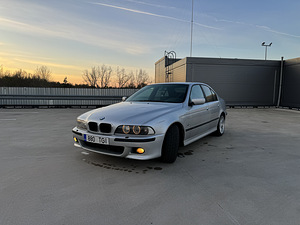 Мануал BMW 530d (3 фото из 6)