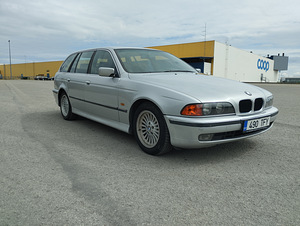 BMW 525d 120 kw (2 foto / 9)