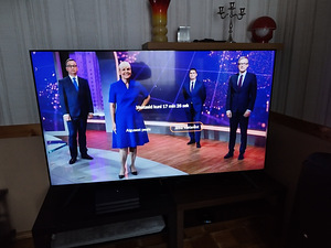 Müüa televiisor Samsung 75 tolli (2 foto / 4)