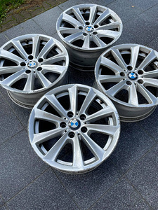 BMW F10 оригинал, диски R17 (2 фото из 2)