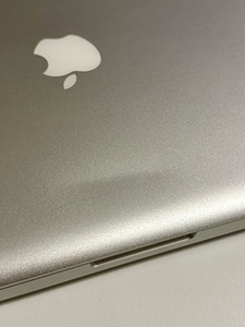 Apple Macbook Pro 15, i7, 16GB, 256GB SSD (late 2011) (7 foto / 10)