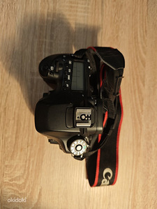 Canon EOS 80D + Canon EF-S 18-55mm 1:3.5-5.6 IS STM (2 foto / 5)