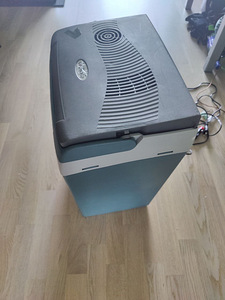 Autokülmik Quigg 29l (1 foto / 3)