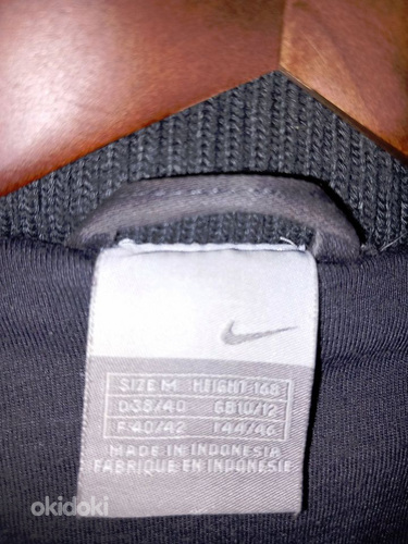 Женская куртка Nike с натуральным мехом (фото #4)