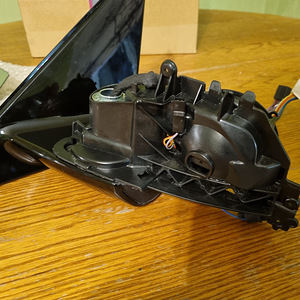 W212 MB E-klass vasak küljepeegel (3 foto / 8)