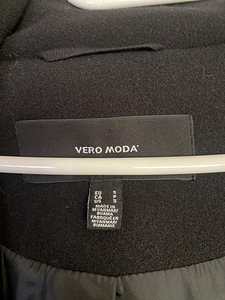 Uus mantel kapuutsiga VERO MODA (3 foto / 3)