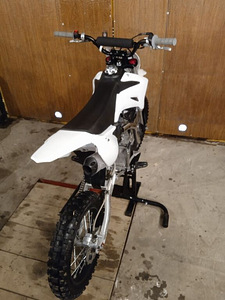 Stomp Demon XLR2 170cc Detroit 2020a (4 foto / 10)