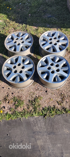 Valuveljed Chrysler voyagerile