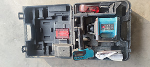 Lasernivelliir Makita SKR200 (2 foto / 3)