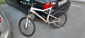 TINGI MÖISTUSE PIIRES MTB täisvedrutus air (2 foto / 10)