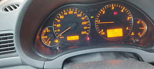 Toyota Avensis 2.2d 110kw (10 foto / 12)