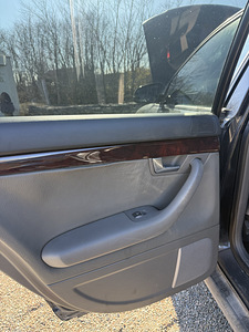 Audi A4 B6 2.5 TDI 132kw (7 foto / 13)