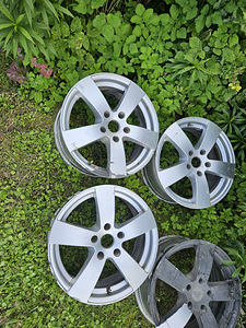 Vw transporter 2012 varuosad (9 foto / 9)
