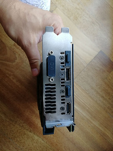 ASUS GTX 1060 6 GB (5 foto / 5)