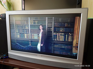 Телевизор Sony 32" (1 фото из 3)