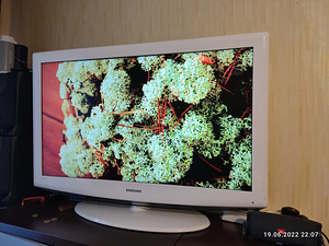 Samsungi teler 40" (1 foto / 6)