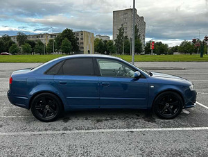 Audi A4 B7 3.0 Tdi V6 (2 foto / 7)