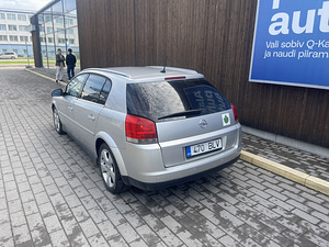 Opel Signum 2.2 cdi (4 foto / 6)