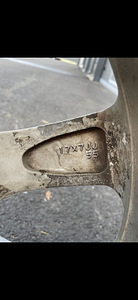Subaru Enkei veljed R17 (6 foto / 6)