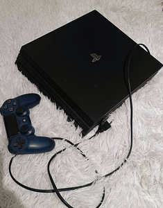 PLAYSTATION 4 PRO