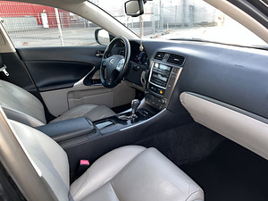 Lexus IS 250 153 kW, 2012 (6 foto / 6)