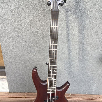 Короткомензурная бас-гитара Ibanez GSRM20B-WNF