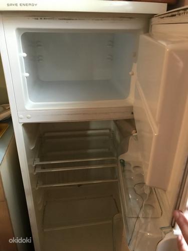 Холодильник Electrolux CT235 (фото #2)