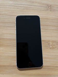 iPhone SE 2020 256 gb (1 foto / 9)