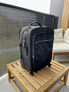 Preemium TUMI kohver + kadumise tracer