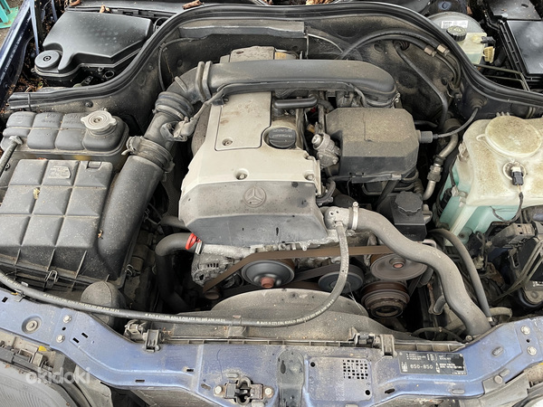 Mercedes C200 бензин, автомат, запасные части (фото #3)
