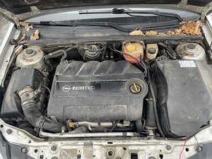 OPEL VECTRA 1,9D 110 KWT AUTOMAAT, VARUOSAD (3 foto / 8)