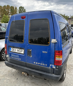 Peugeot Expert 2,0d 80 kwt, varuosad (4 foto / 10)